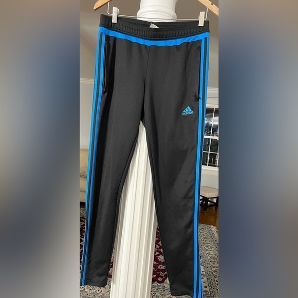 adidas Pants - Adidas three striped climacool sweatpants size M 44-46 in black